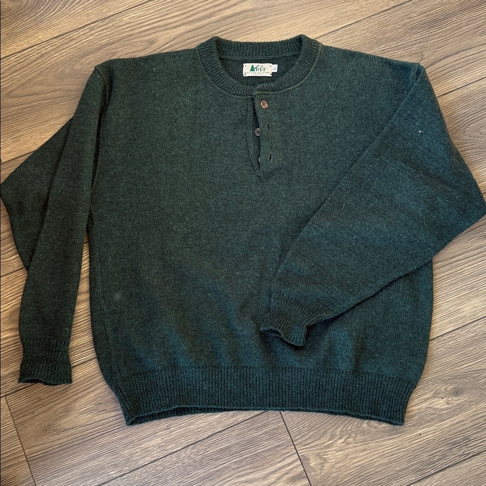 Vintage REI WOOL Dark Green Knit Sweater Size large